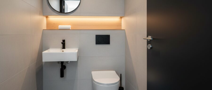 Je zoekt een Kleine toilet renovatie die snel en strak is.​ Wij van Renovatie Nu&hellip;